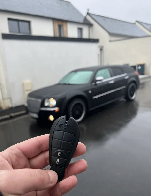 Une nouvelle télécommande pour cette Chrysler 300 C