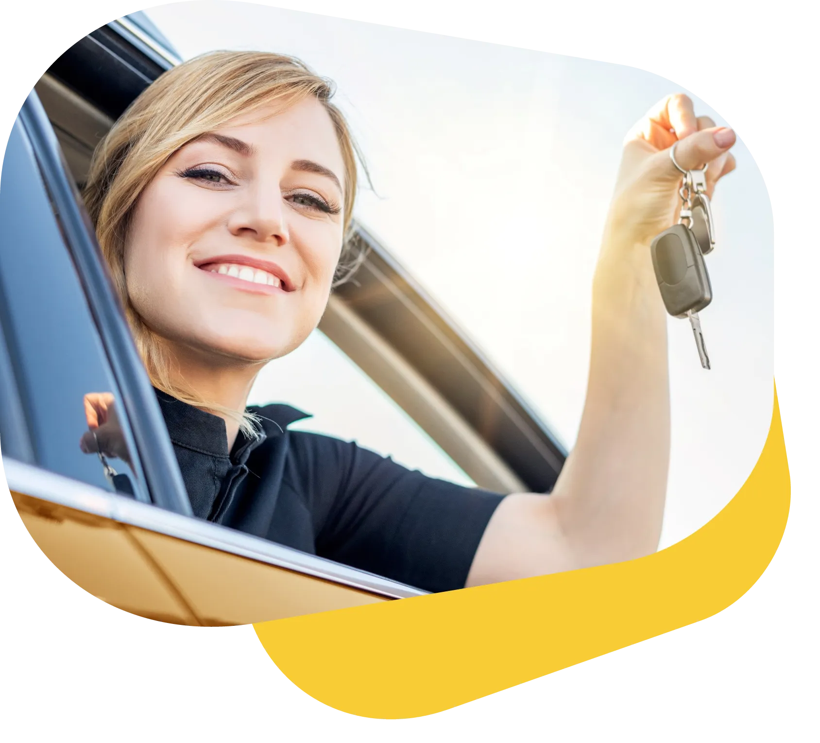 Femme tenant des clefs