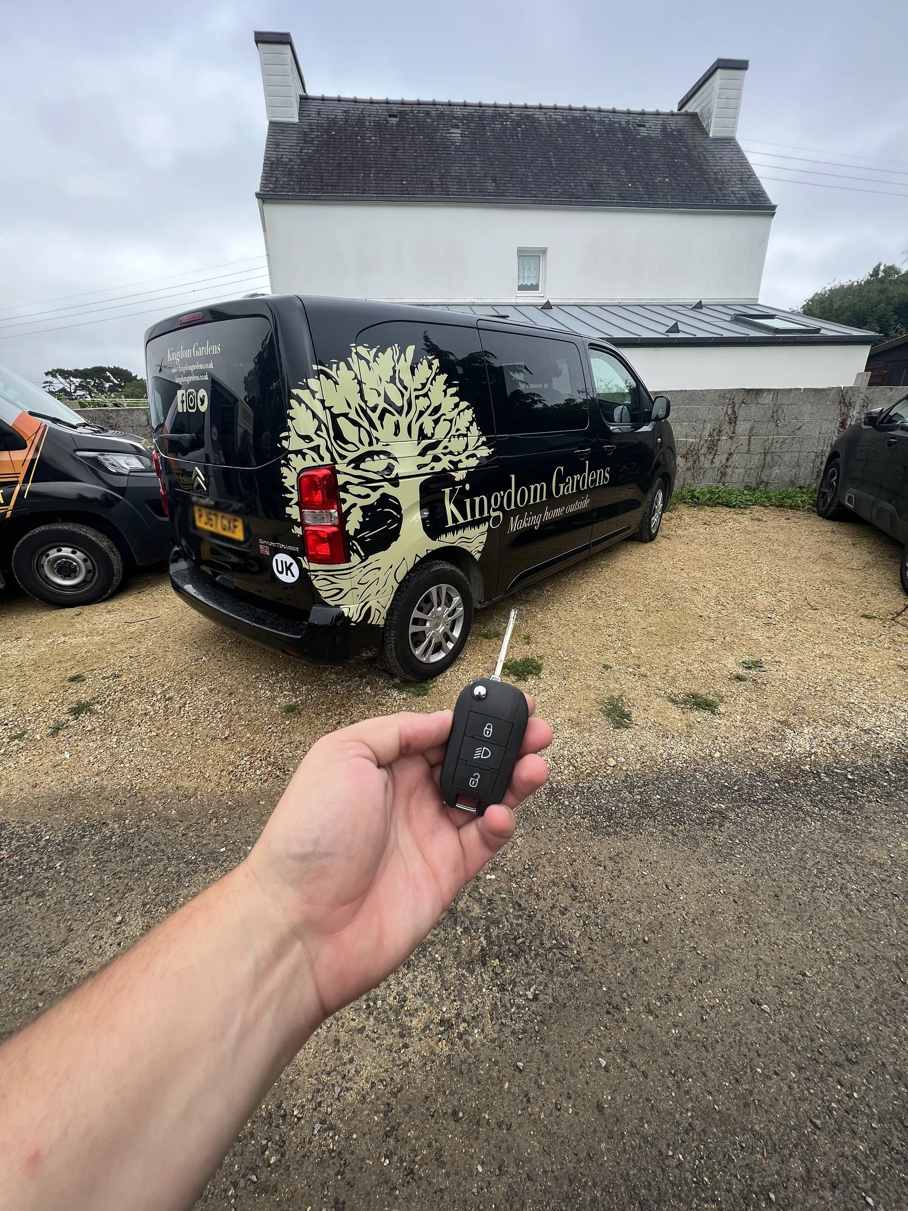 une perte totale pour ce Peugeot Expert à Pont Aven