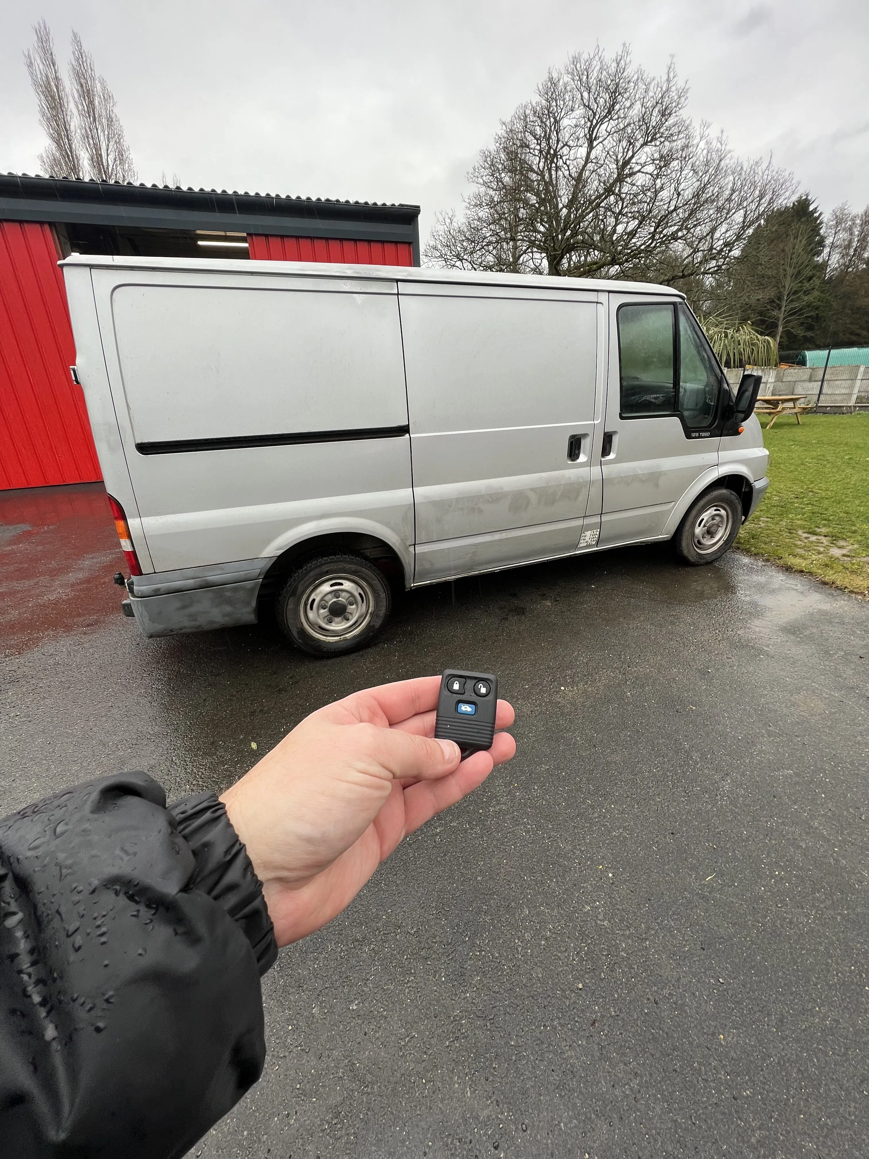 Une nouvelle télécommande pour ce Ford transit à Quimperlé