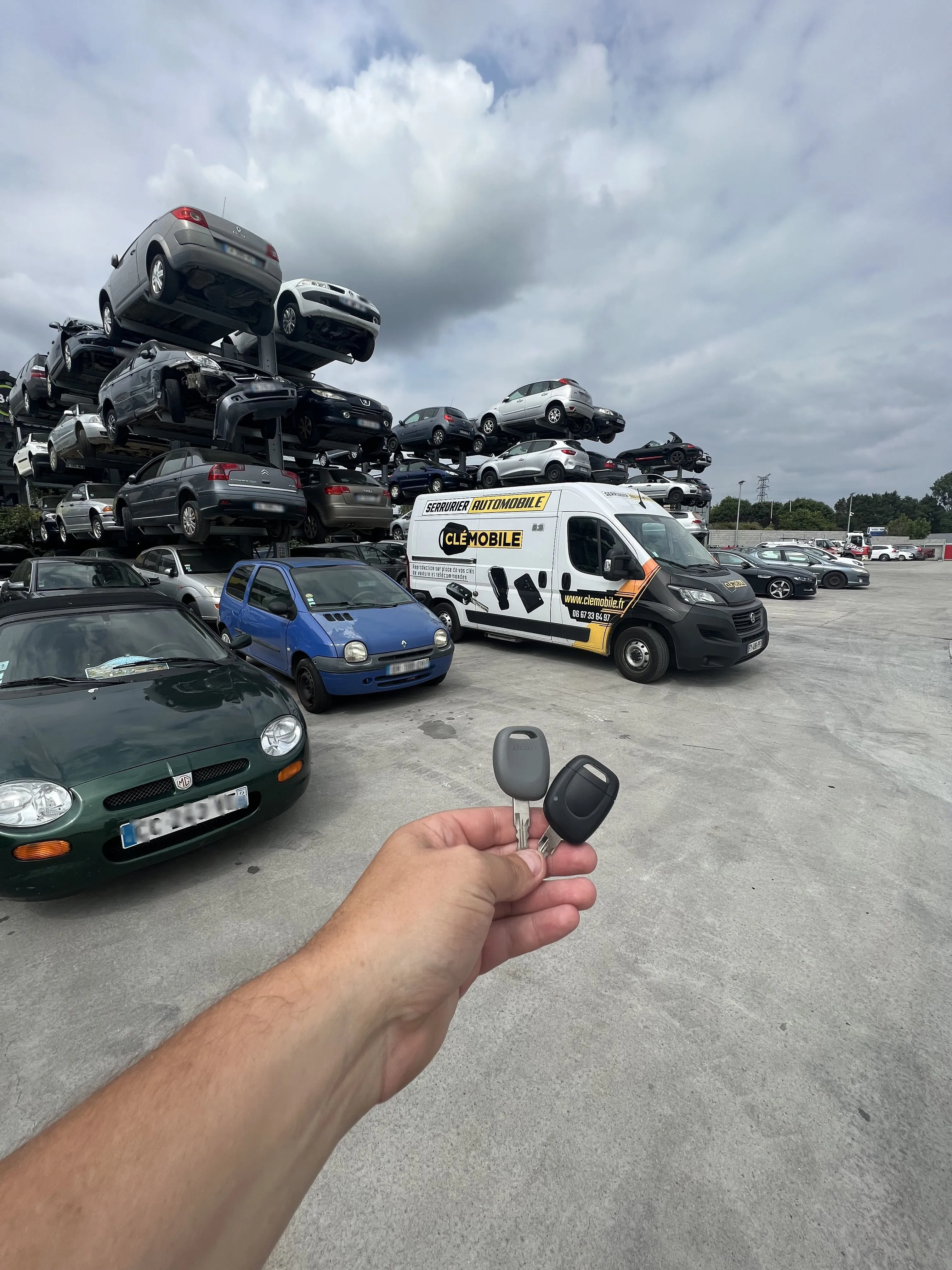 une perte totale sur cette Twingo à Vannes